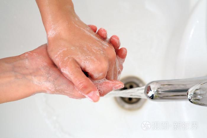 水洗手清洁双手