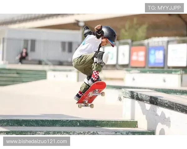 南京滑板队在全国滑板耐力排行榜中荣获第六名的佳绩引发关注 南京滑板队在全国滑板耐力排行榜中荣获第六名的佳绩引发关注